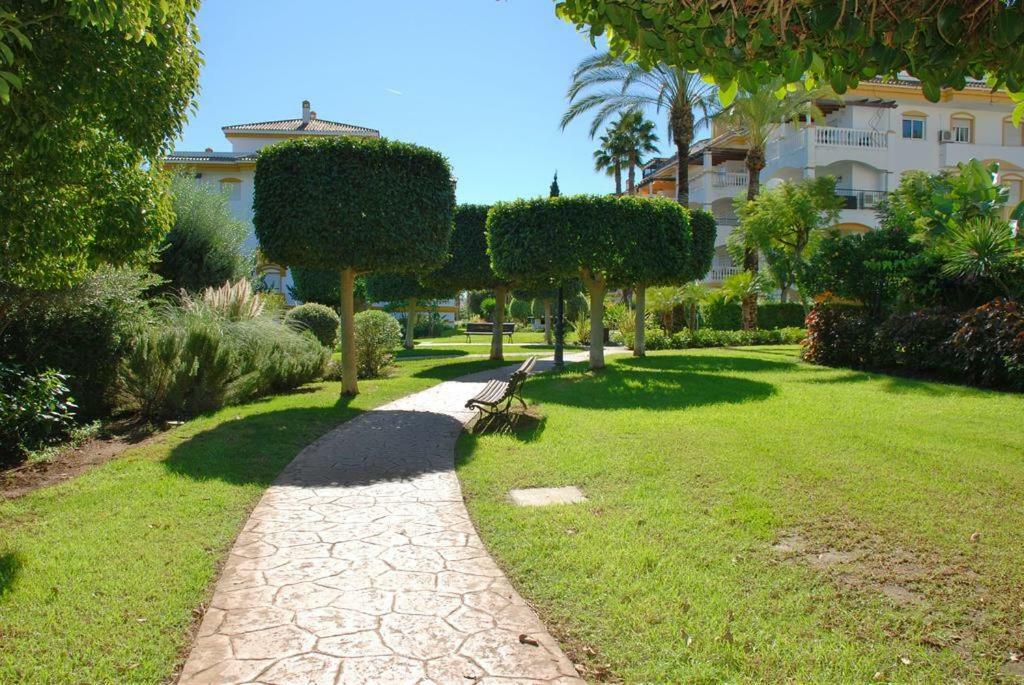 Great Puerto Banus Apartment Marbella Esterno foto